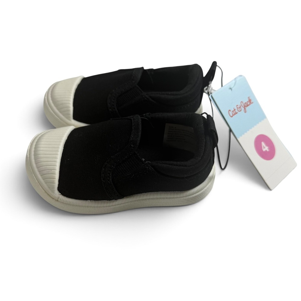 Cat & Jack Toddler Morgan Slip On Canvas Sneakers Black White Size 4 NWT